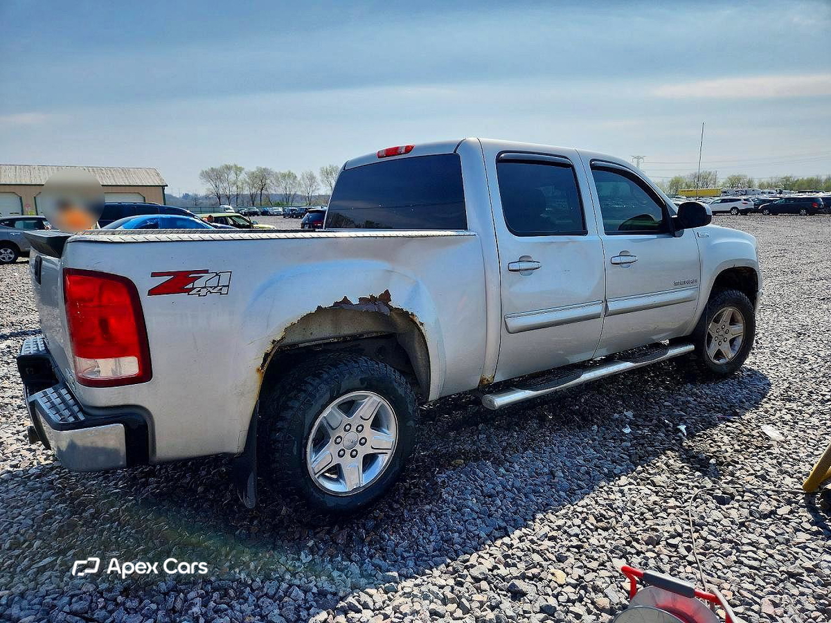 GMC Sierra 2011
