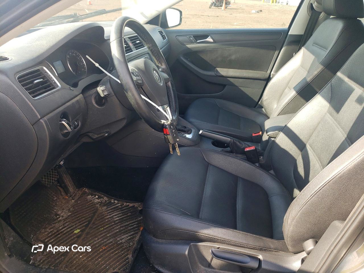 Volkswagen Jetta 2012