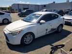 Scion iA 2016