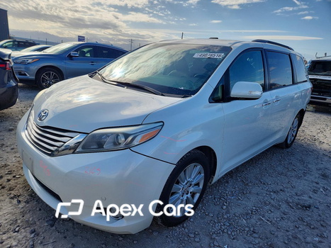 Toyota Sienna 2017 - Image 1 of 15