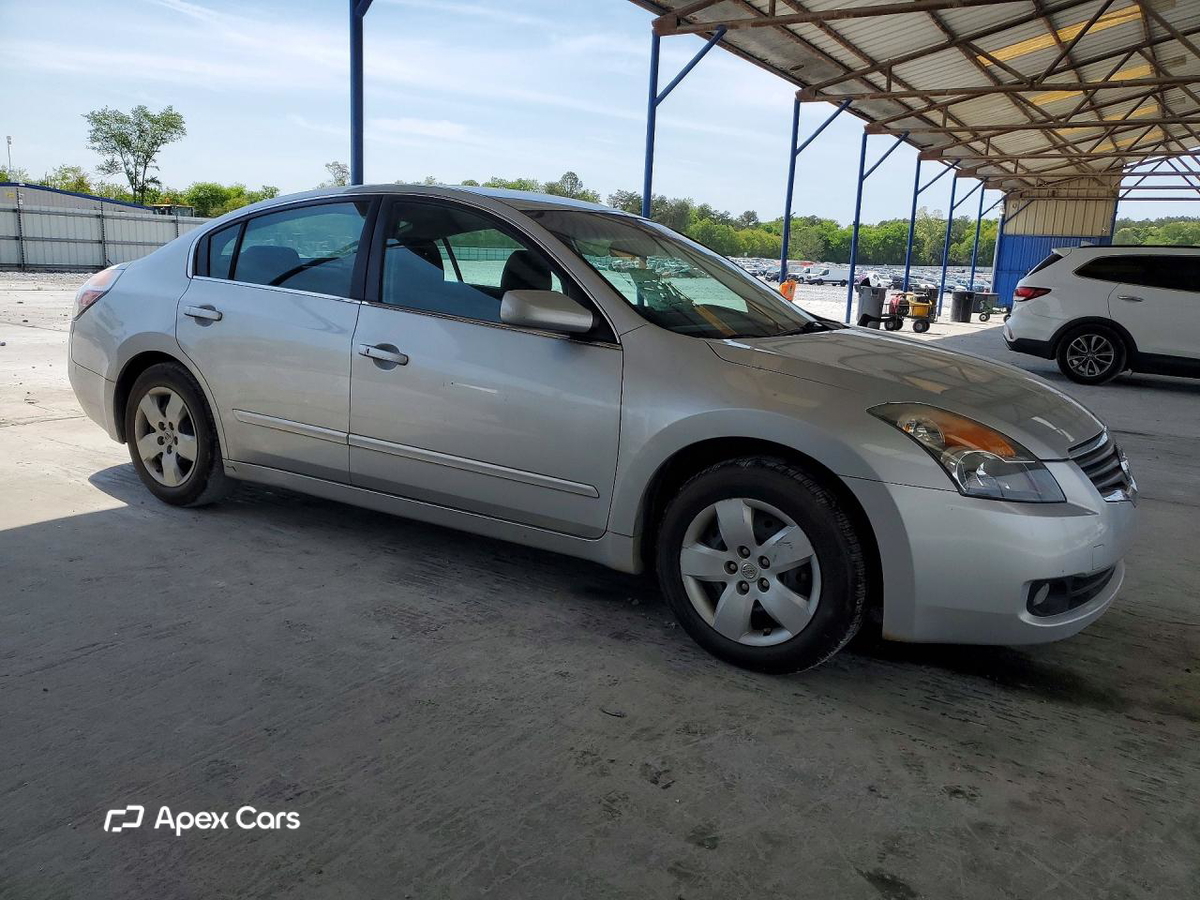 Nissan Altima 2008