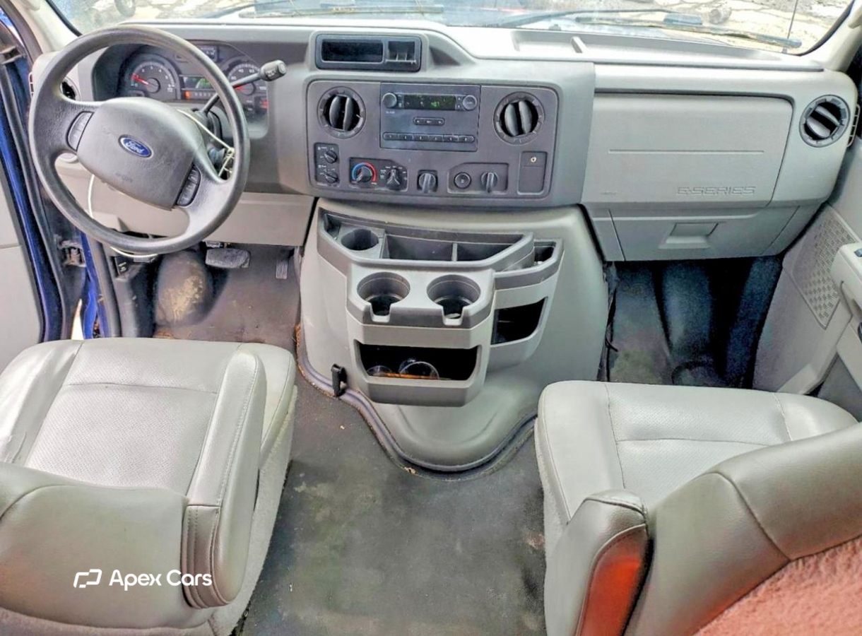 Ford Econoline 2013