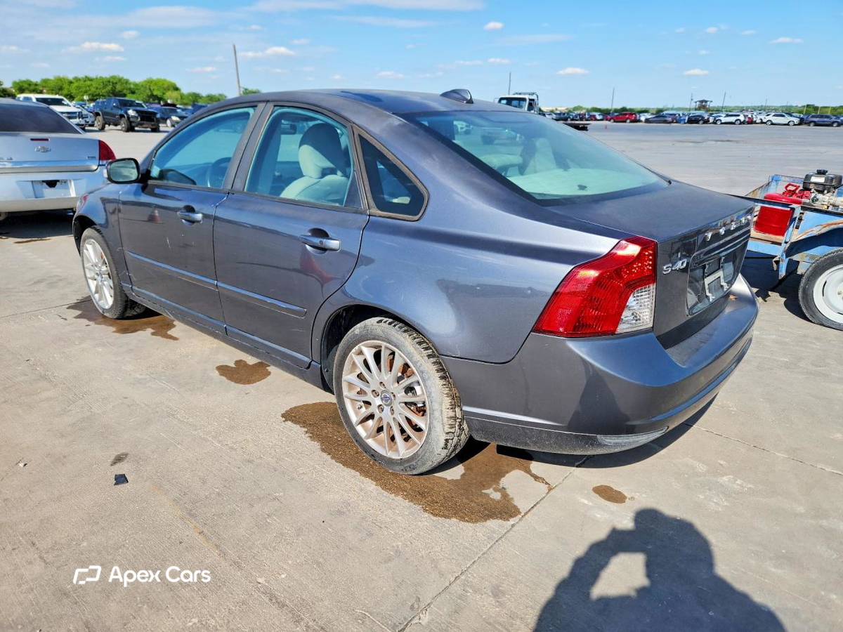 Volvo S40 2010