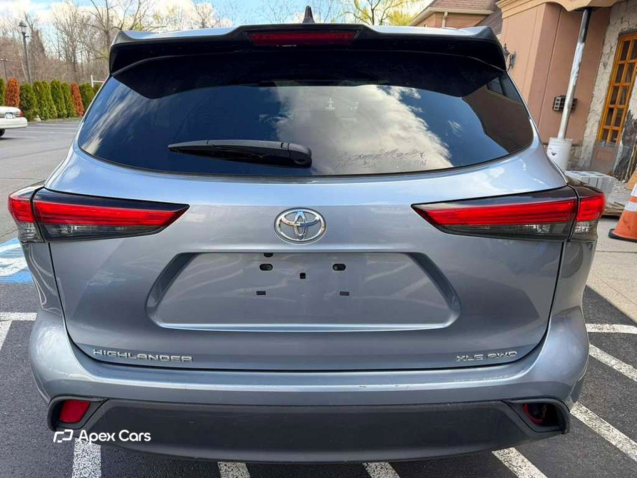 Toyota Highlander 2021