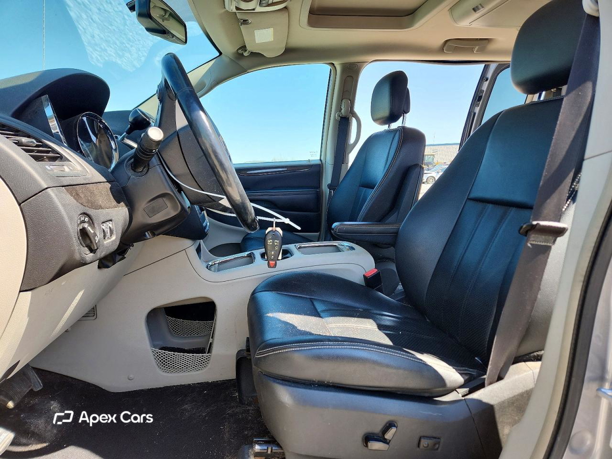 Dodge Caravan 2015
