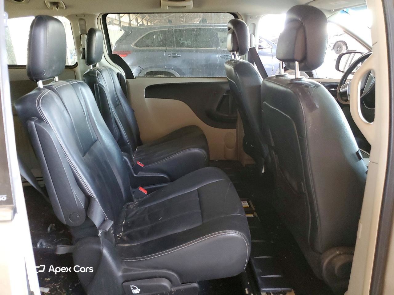 Chrysler Voyager 2013