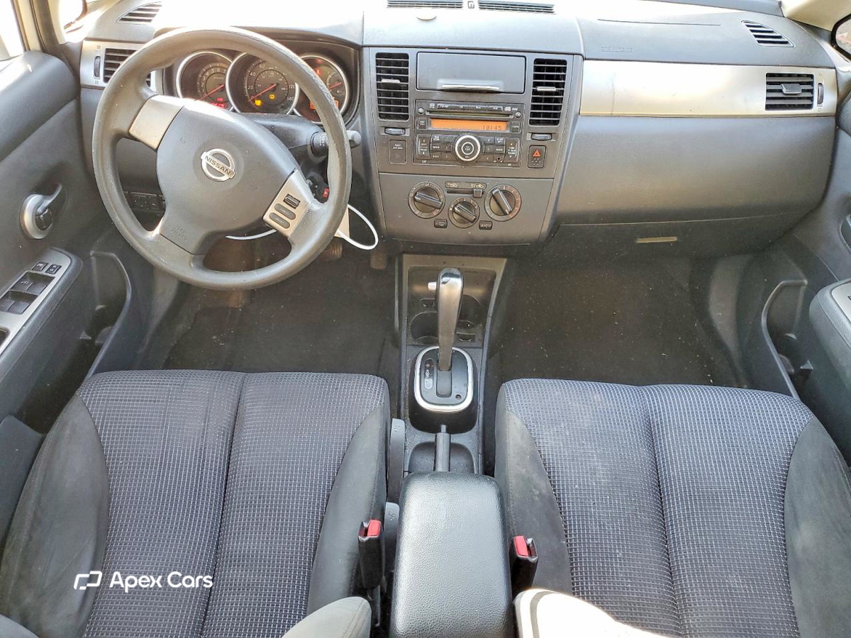 Nissan Versa 2010