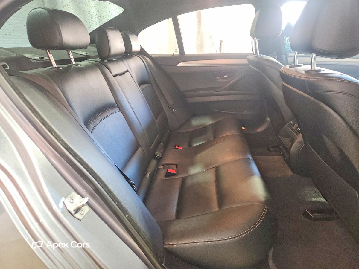 BMW Series 5 2016