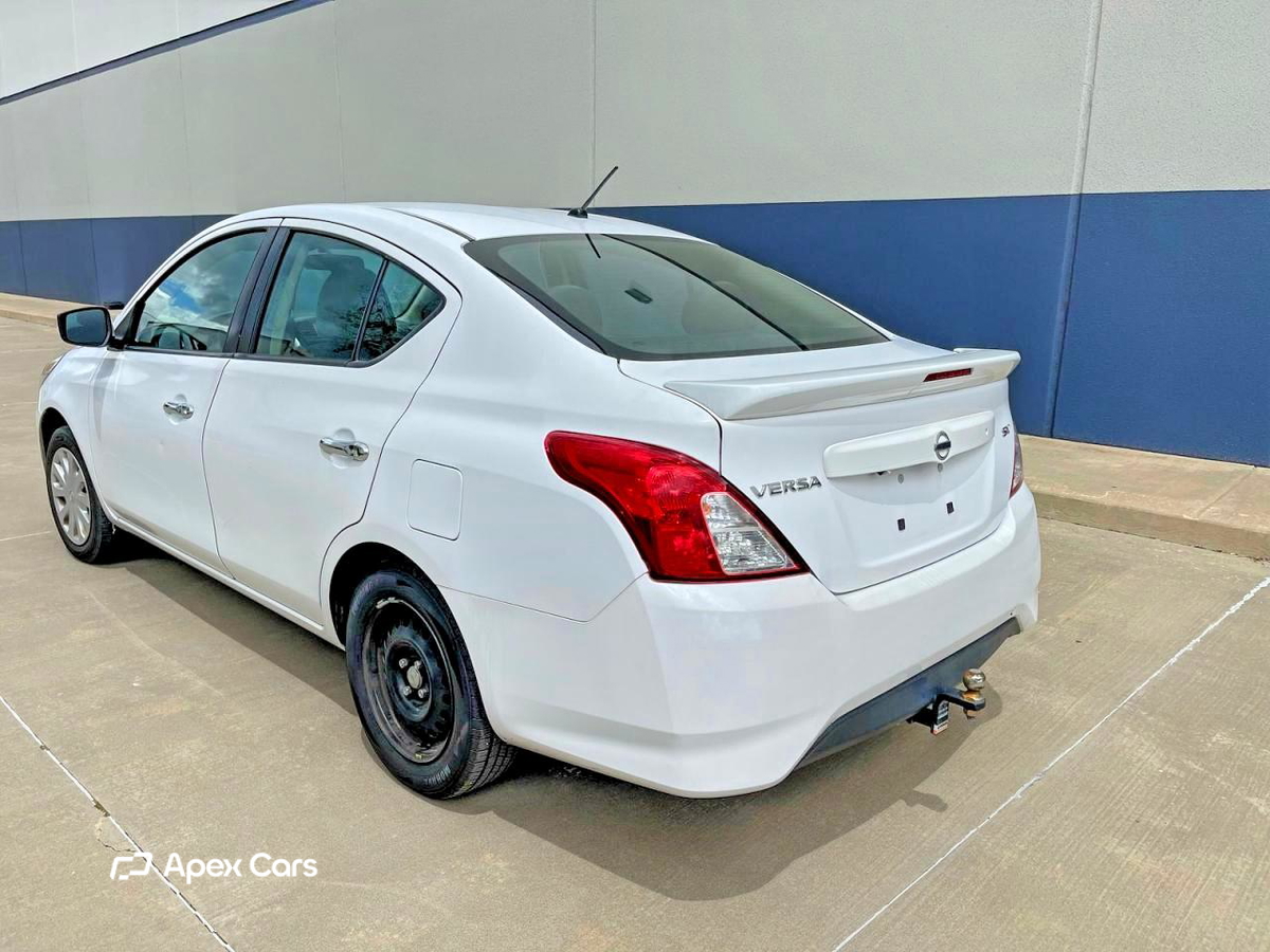 Nissan Versa 2019