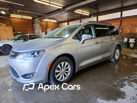 Chrysler Pacifica 2018 - Zdjęcie 1 z 13