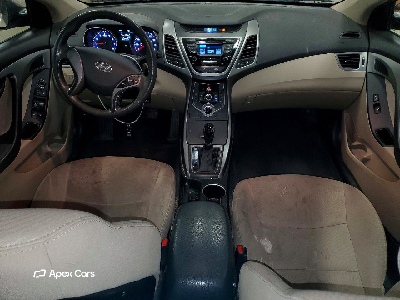 Hyundai Elantra 2015