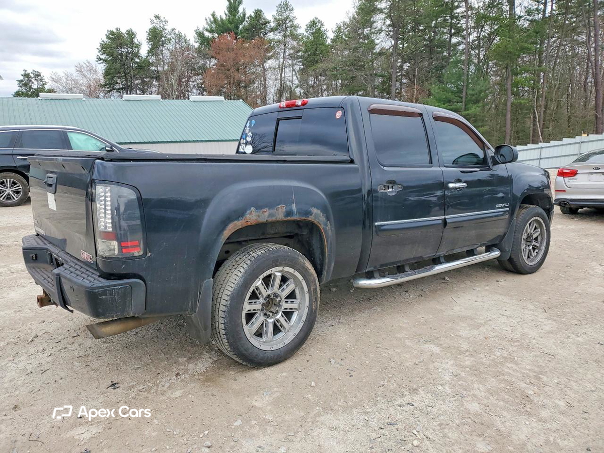 GMC Sierra 2011