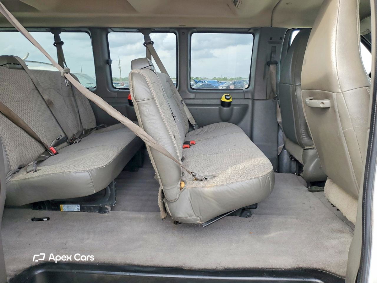 Chevrolet Express 2016