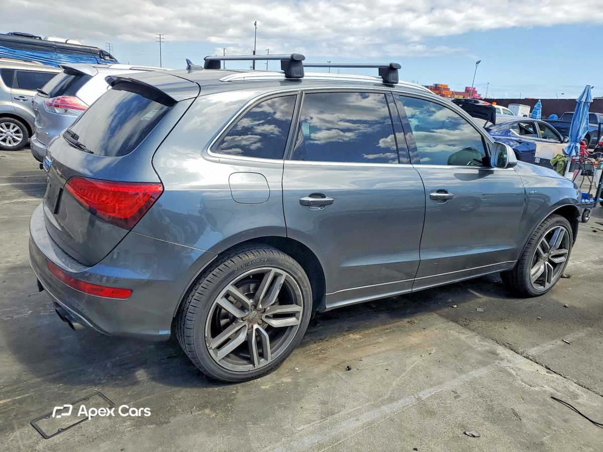 Audi SQ5 2015
