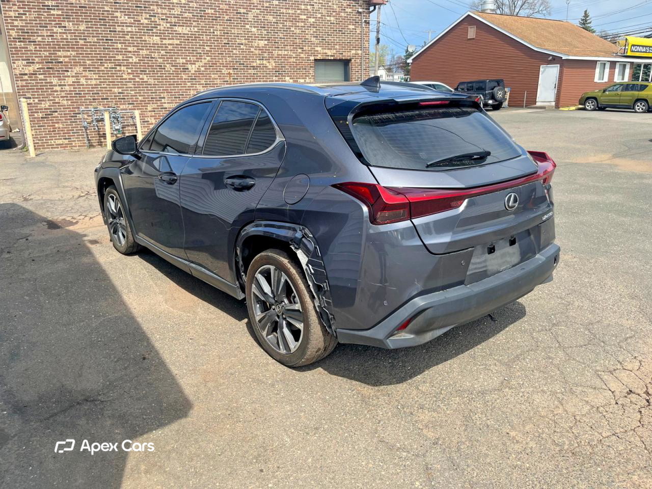 Lexus UX 2024