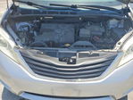 Toyota Sienna 2012