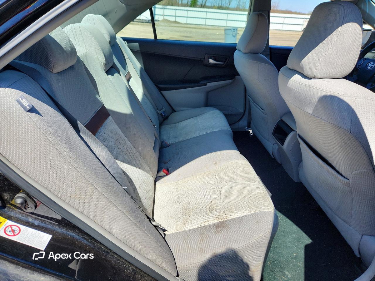 Toyota Camry 2012