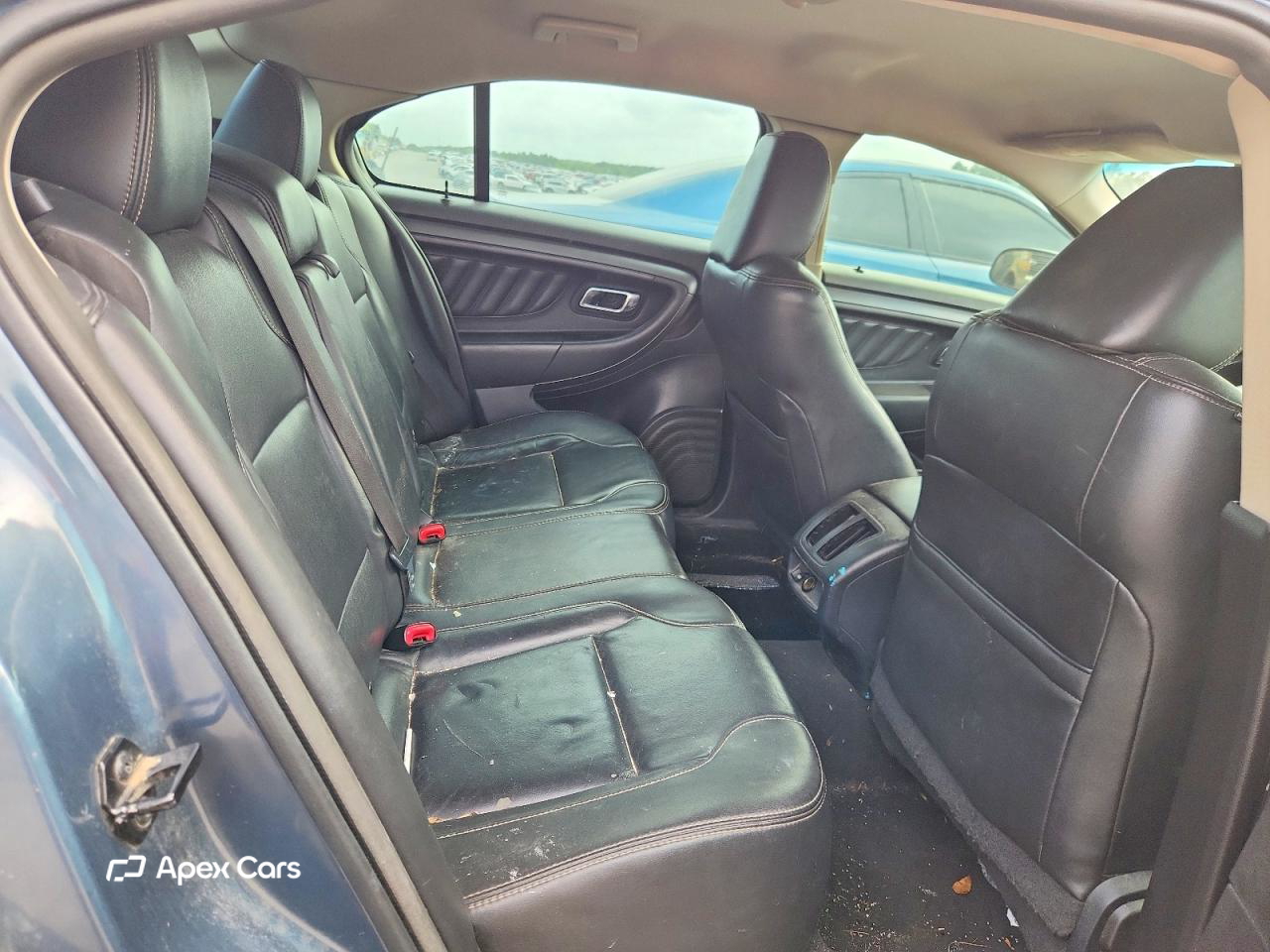 Ford Taurus 2010