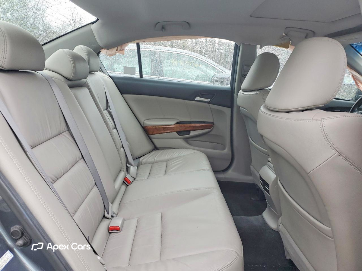 Honda Accord 2011