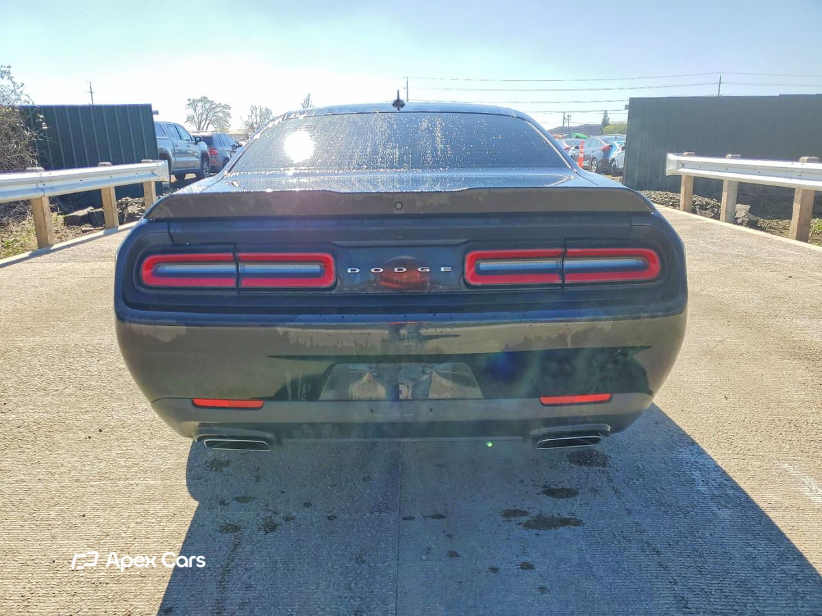 Dodge Challenger 2015