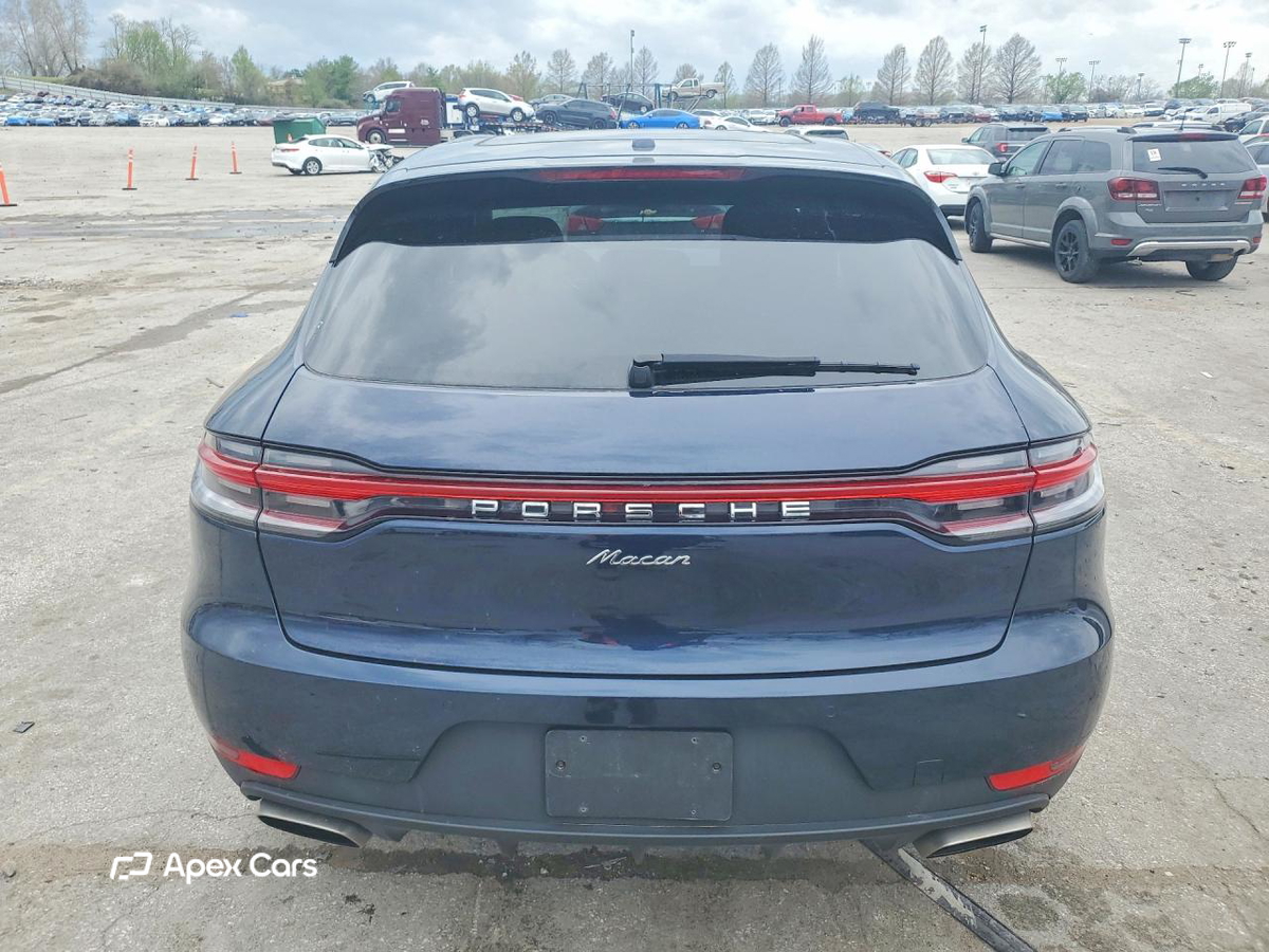 Porsche Macan 2021