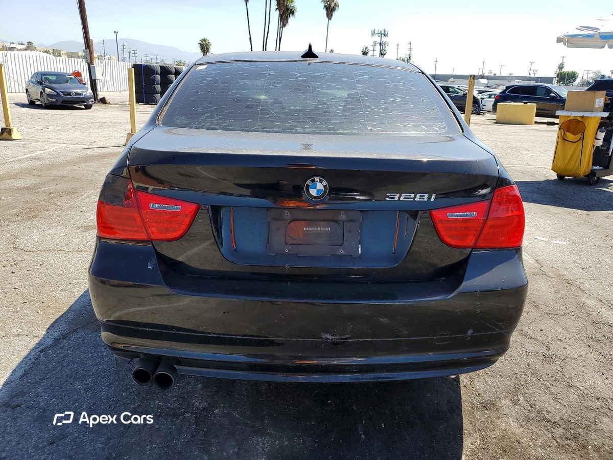 BMW Series 3 2011