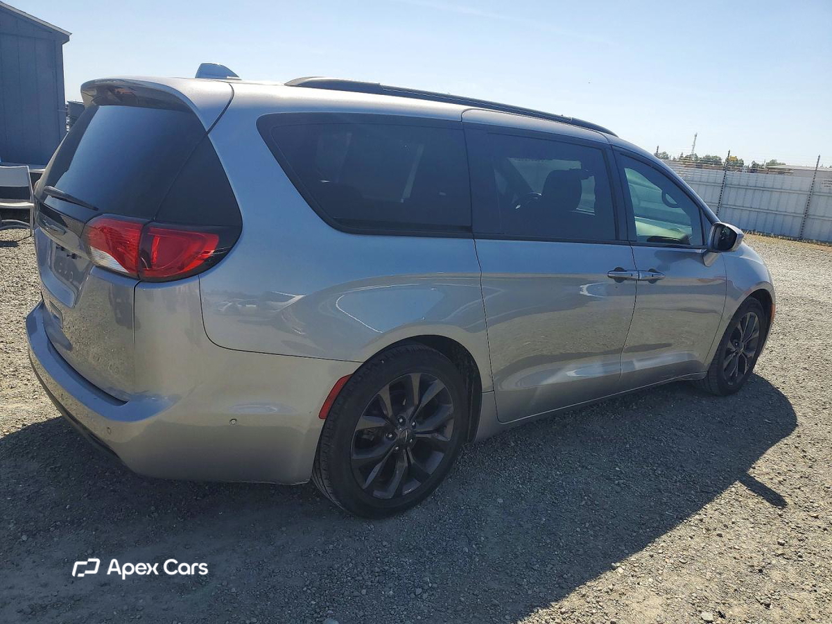 Chrysler Pacifica 2019