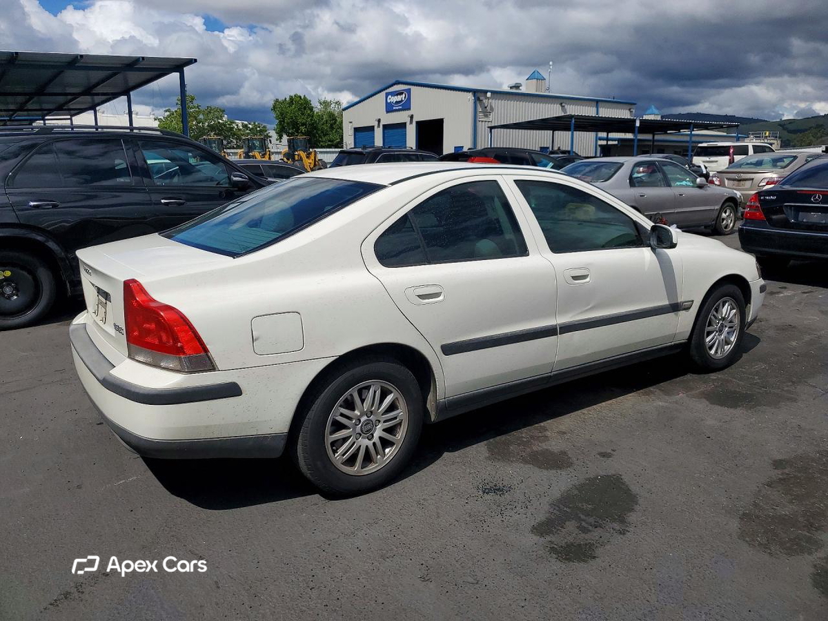 Volvo S60 2003