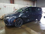 Chrysler Pacifica 2019
