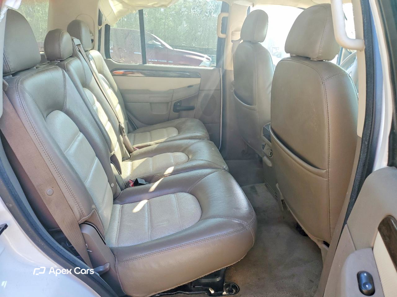 Ford Explorer 2003