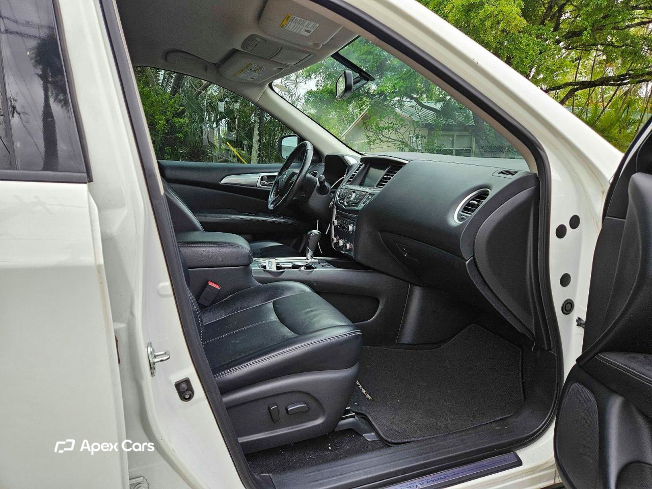 Nissan Pathfinder 2019