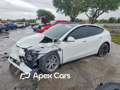 Tesla Model Y 2023 - Zdjęcie 1 z 14
