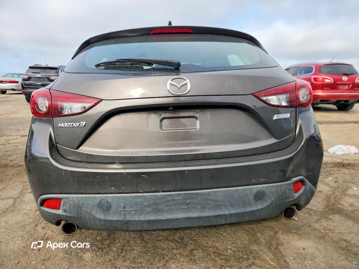 Mazda 3 2016
