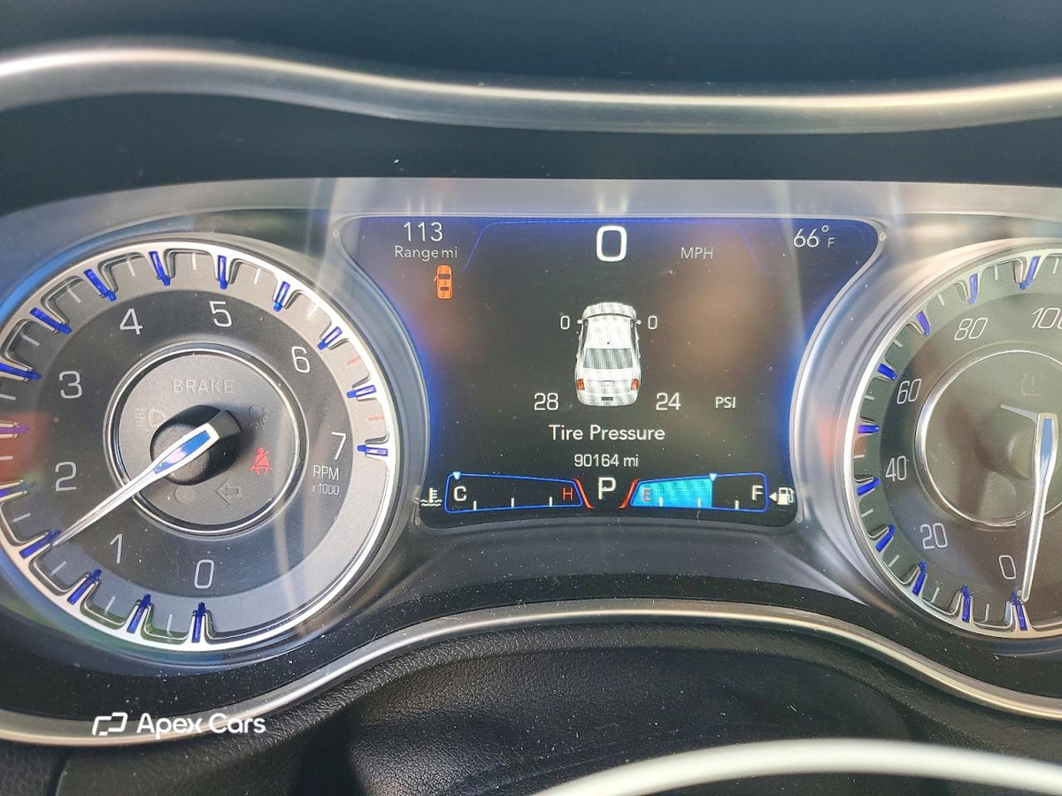 Chrysler 300 2017