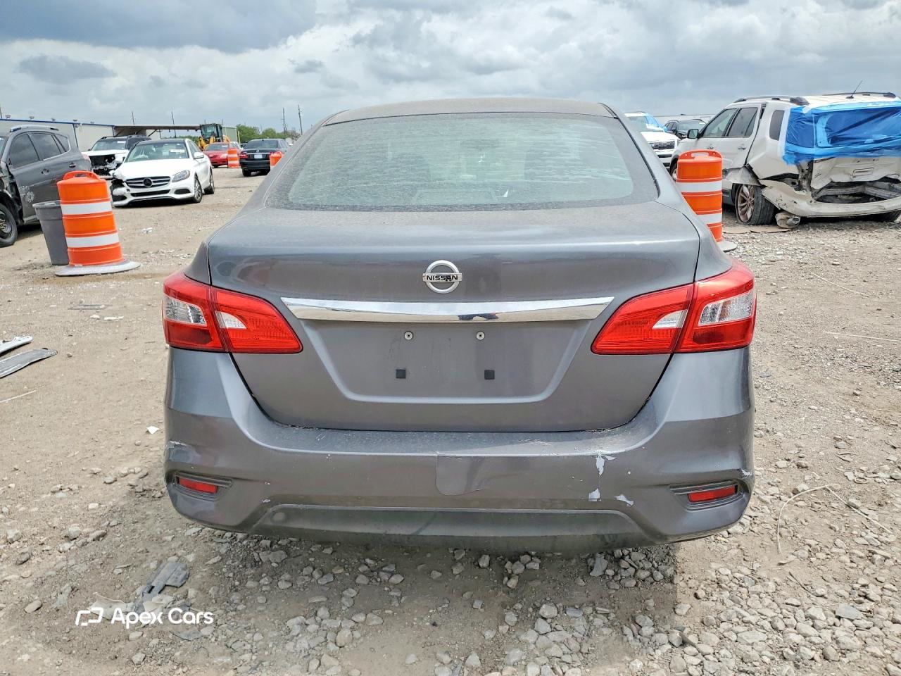 Nissan Sentra 2016