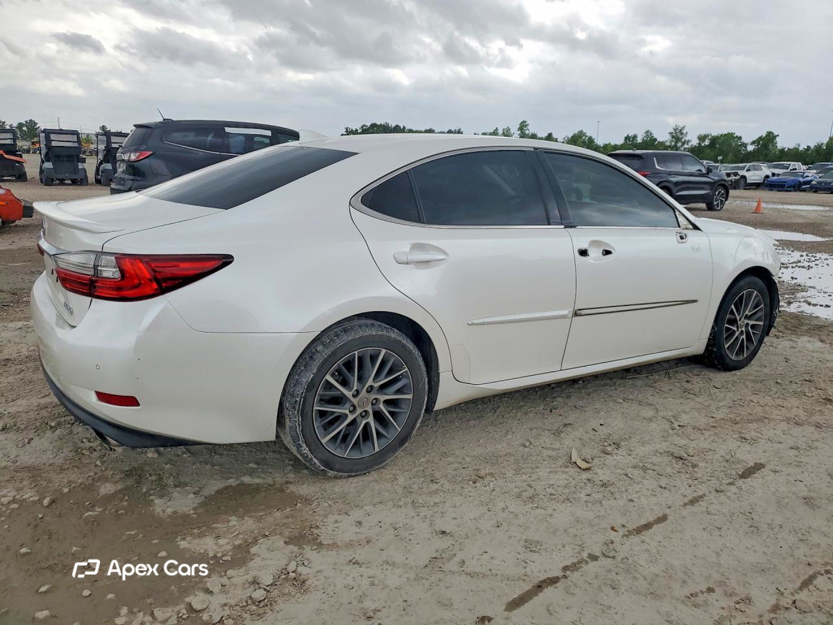 Lexus ES 2017