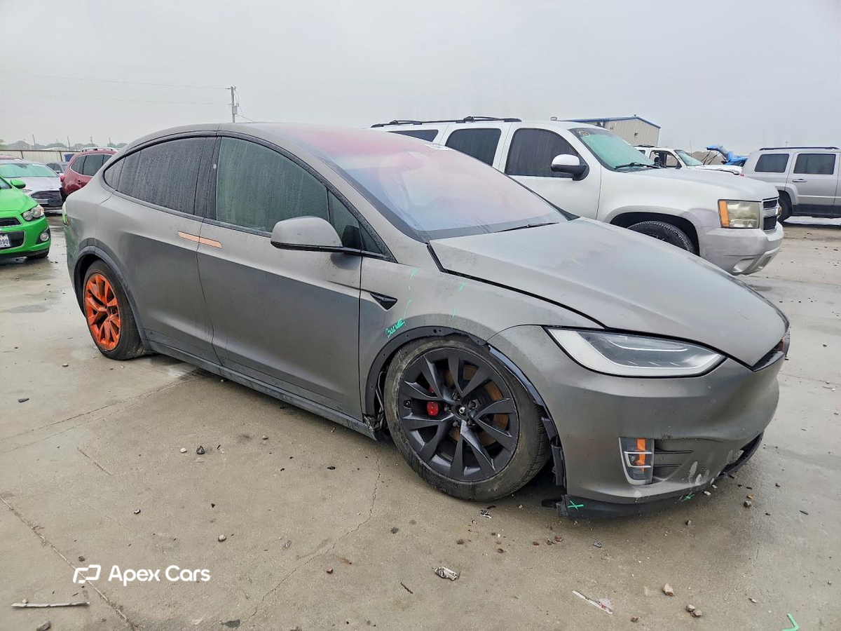 Tesla Model X 2018