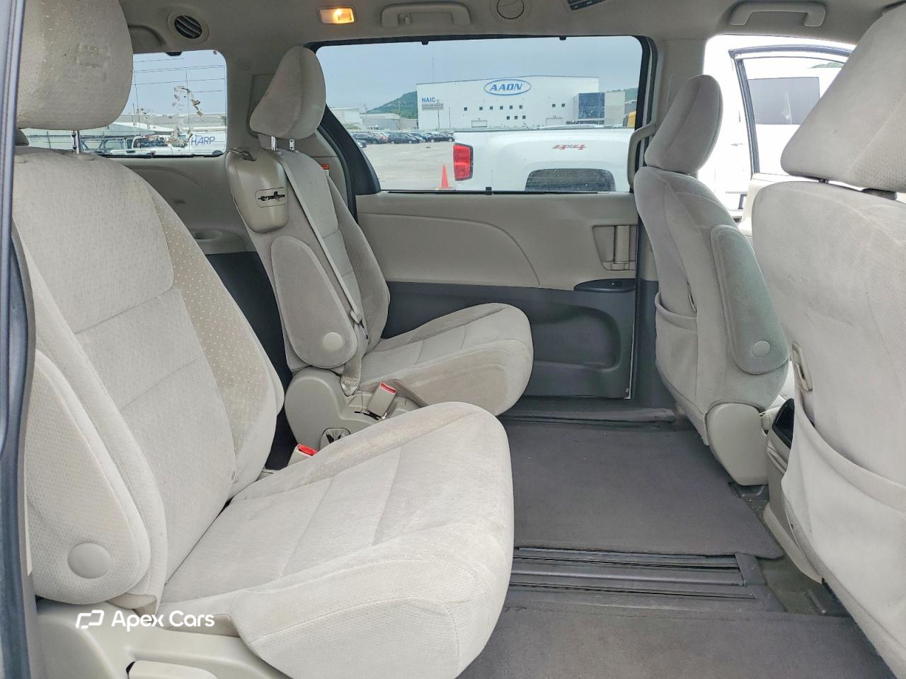 Toyota Sienna 2015