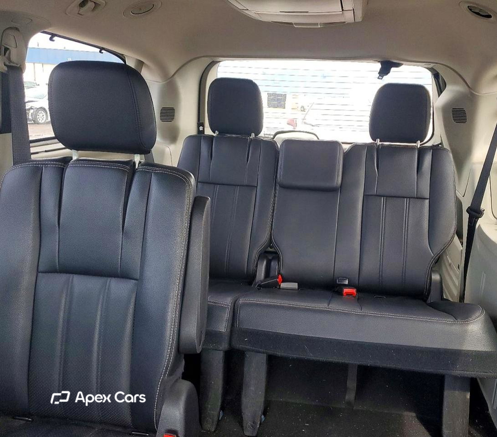Chrysler Voyager 2016