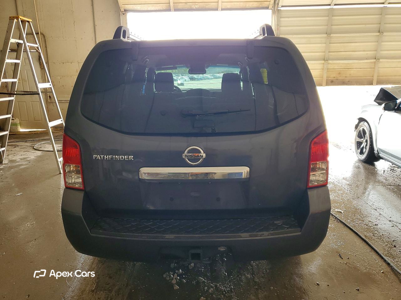 Nissan Pathfinder 2011