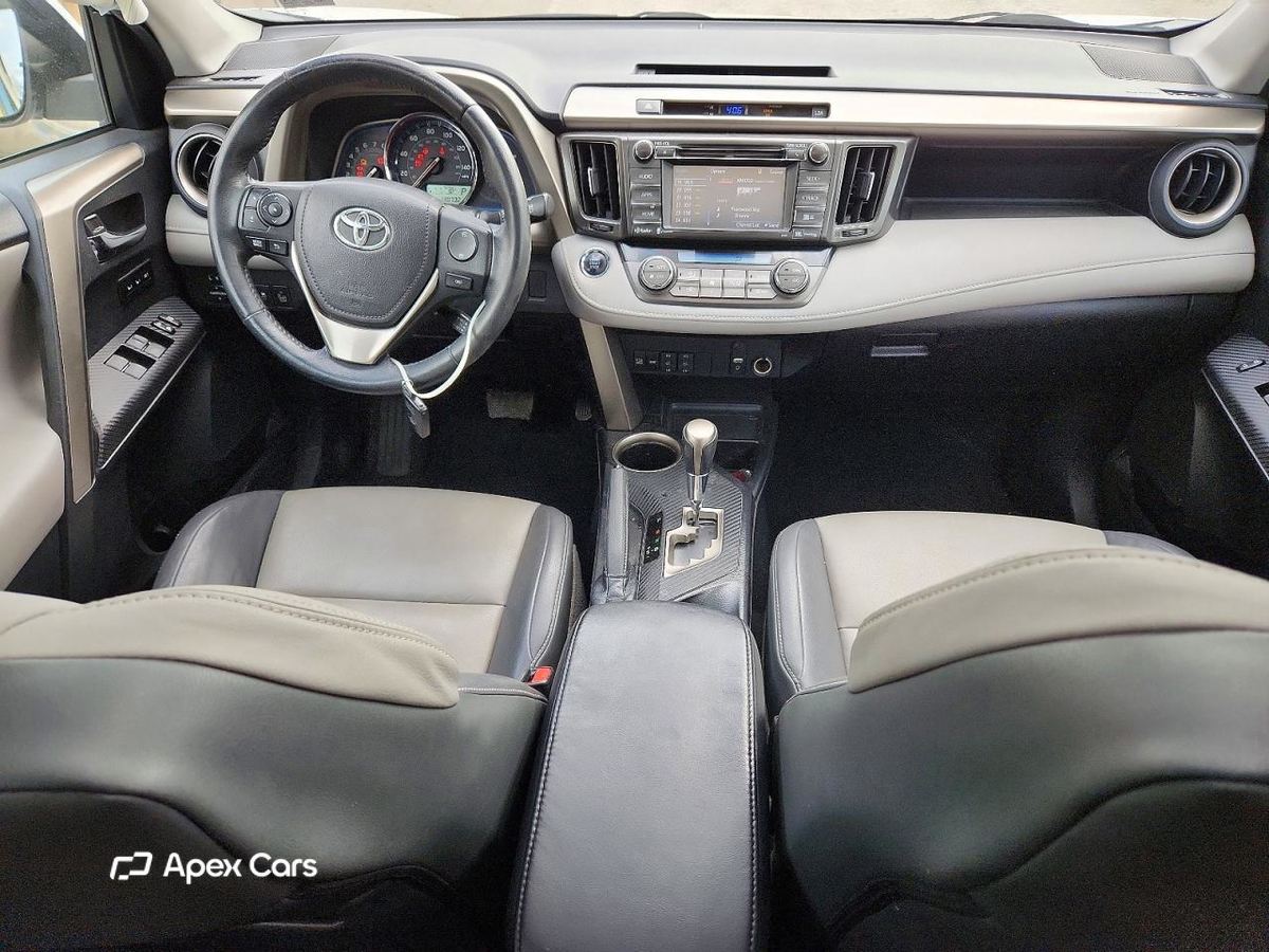 Toyota RAV 4 2015