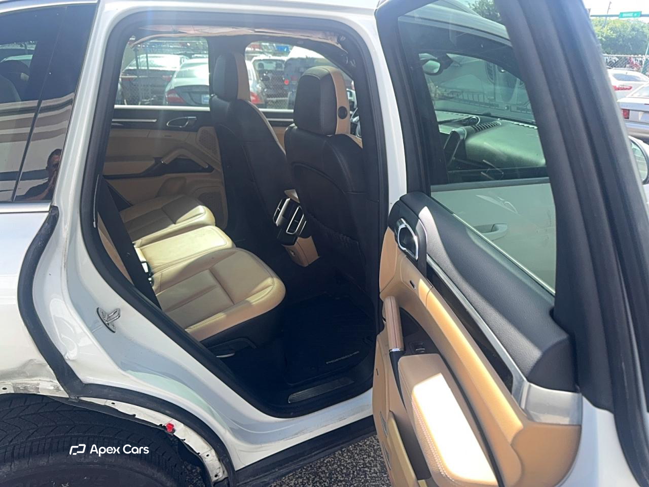 Porsche Cayenne 2014