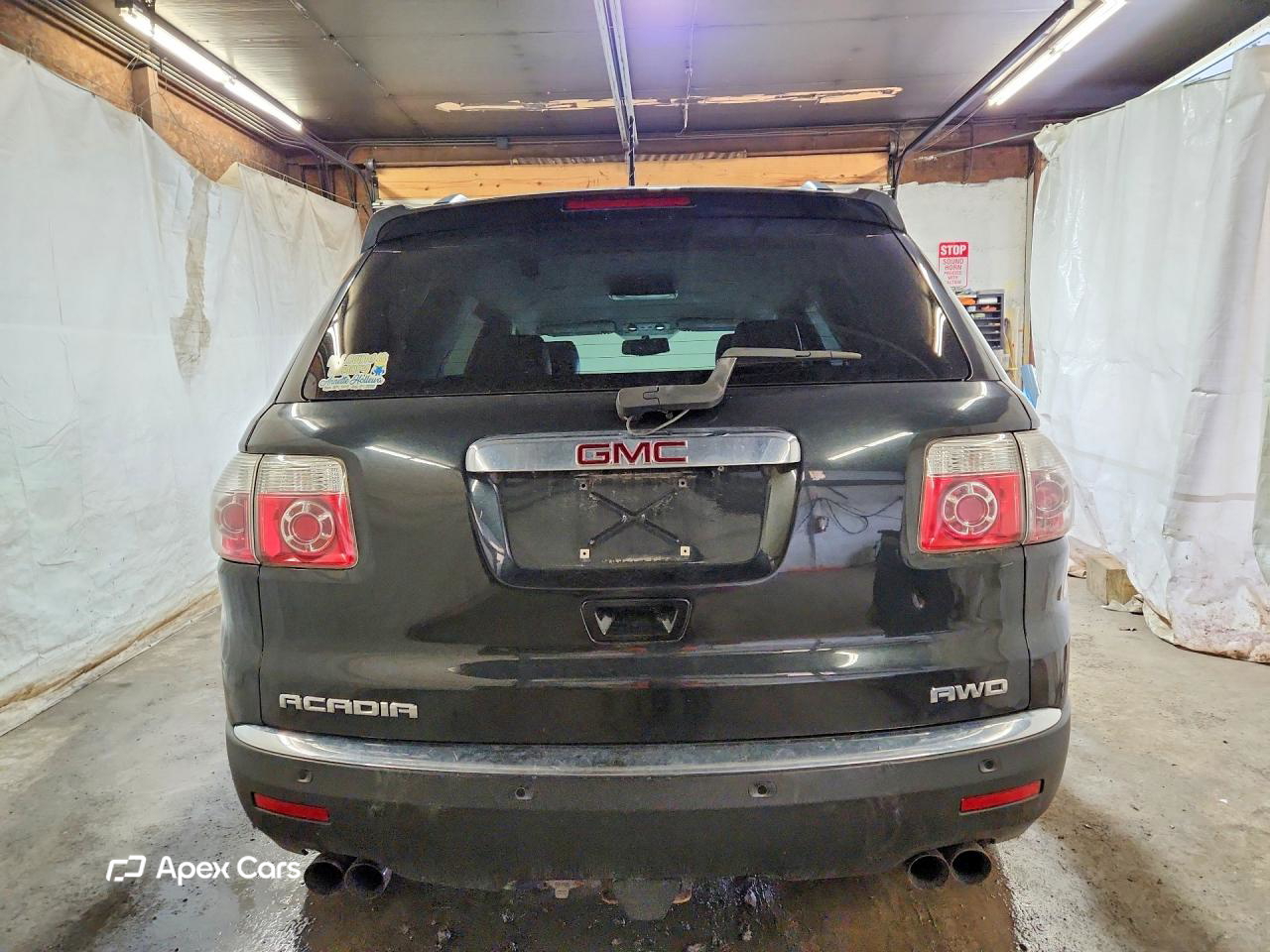 GMC Acadia 2011