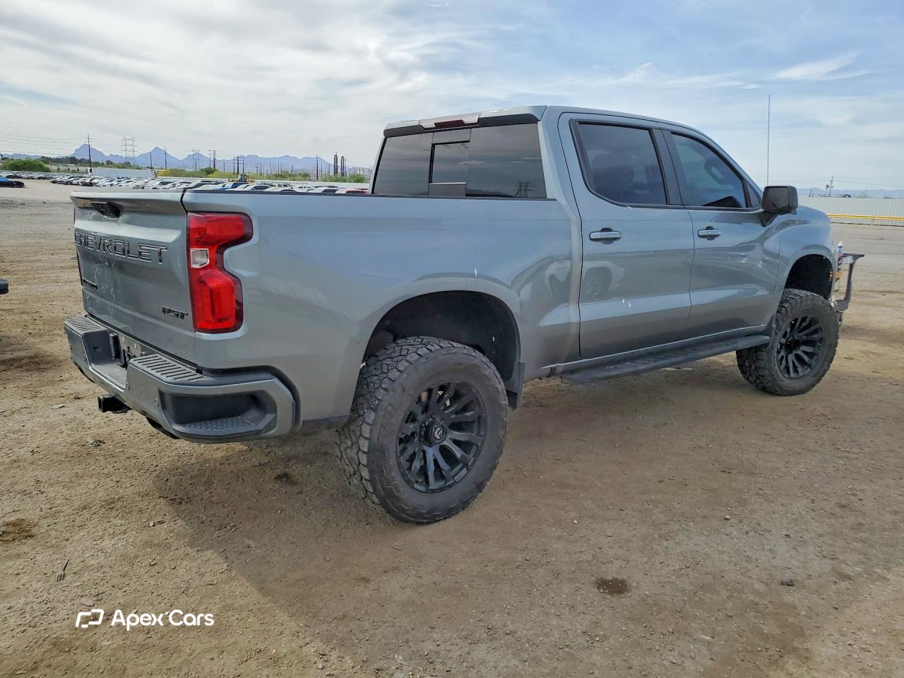 Chevrolet Silverado 2023