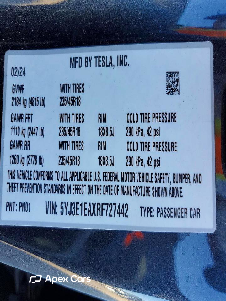 Tesla Model 3 2024