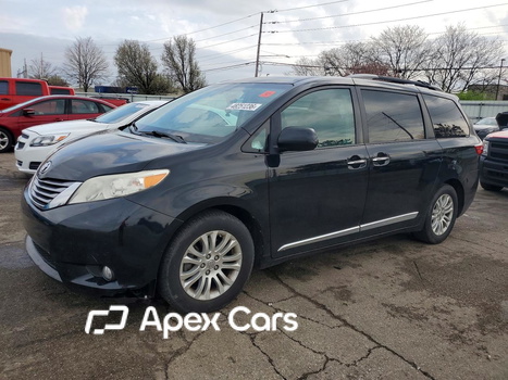 Toyota Sienna 2015 - Image 1 of 13