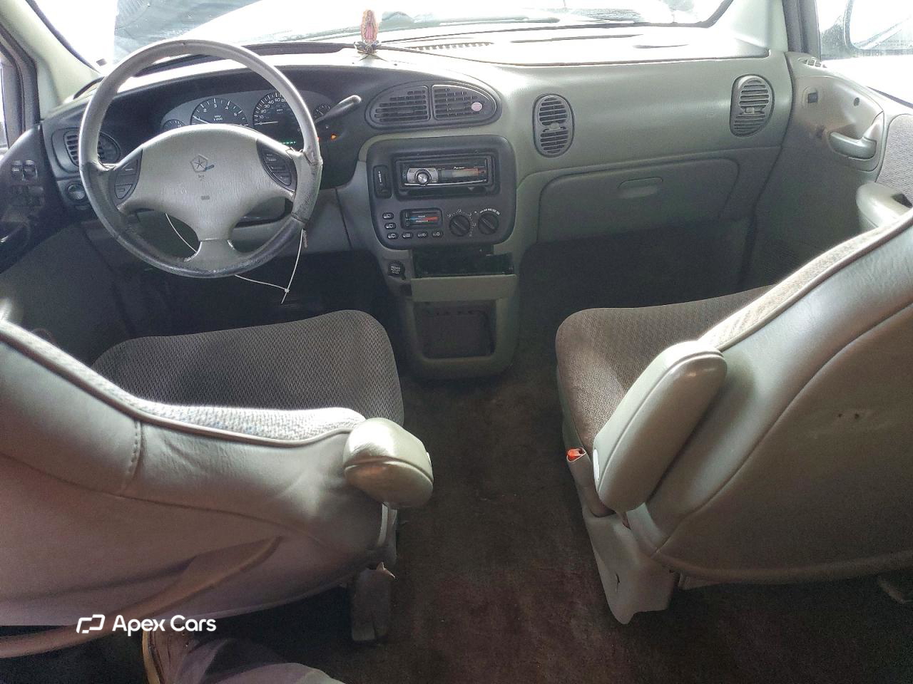 Dodge Caravan 1999