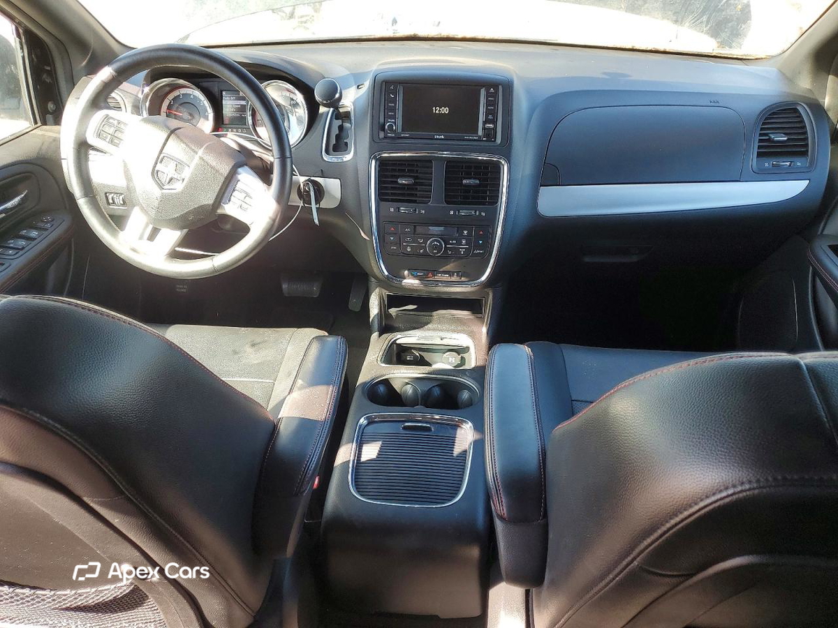 Dodge Caravan 2015