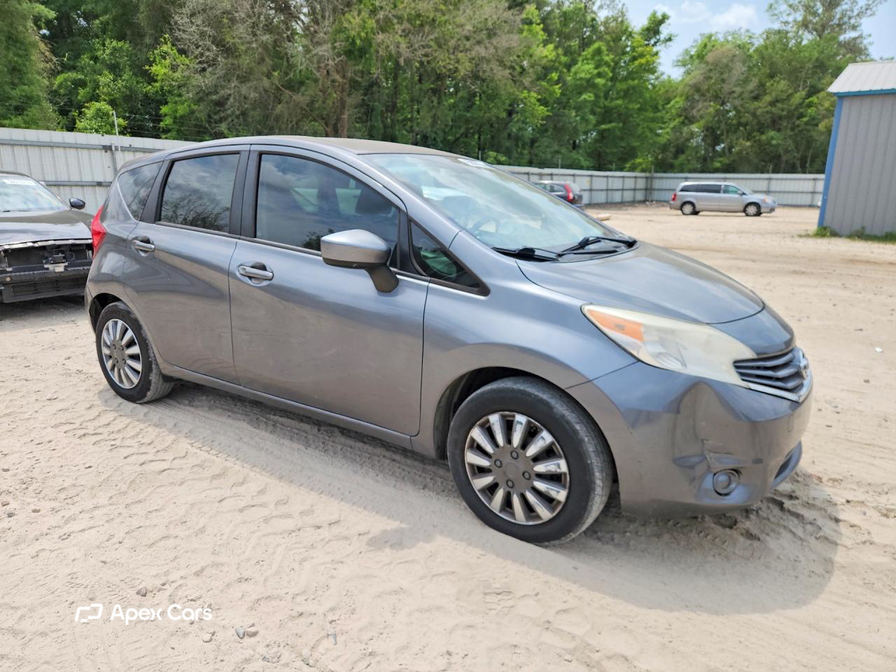 Nissan Versa 2016