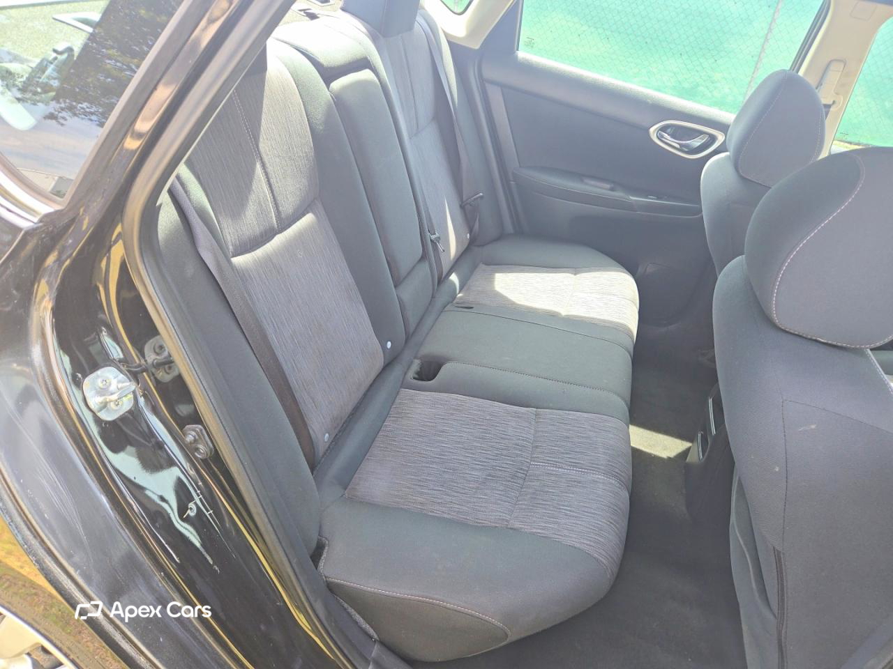 Nissan Sentra 2015